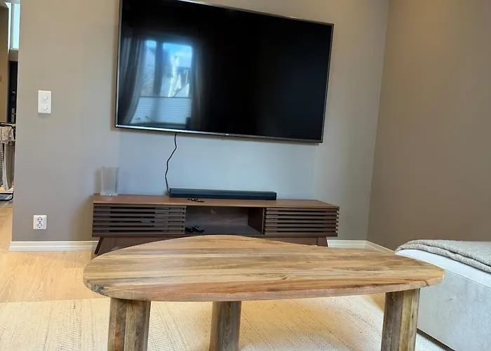 Apartment Modern With Private Parking *